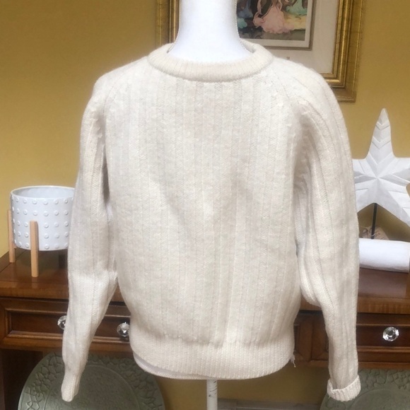 Christopher Hayes Vintage Women’s Beige Chunky Cable Knit Wool Sweater Size XL - Picture 12 of 12